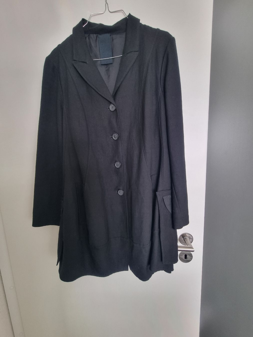 Rundholz Giacche: Rundholz Blazer schwarz – Usato da Kriens venduto da IZZIBIZZI
