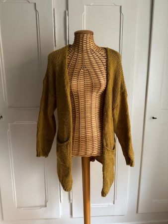 Strickjacke curryfarben M