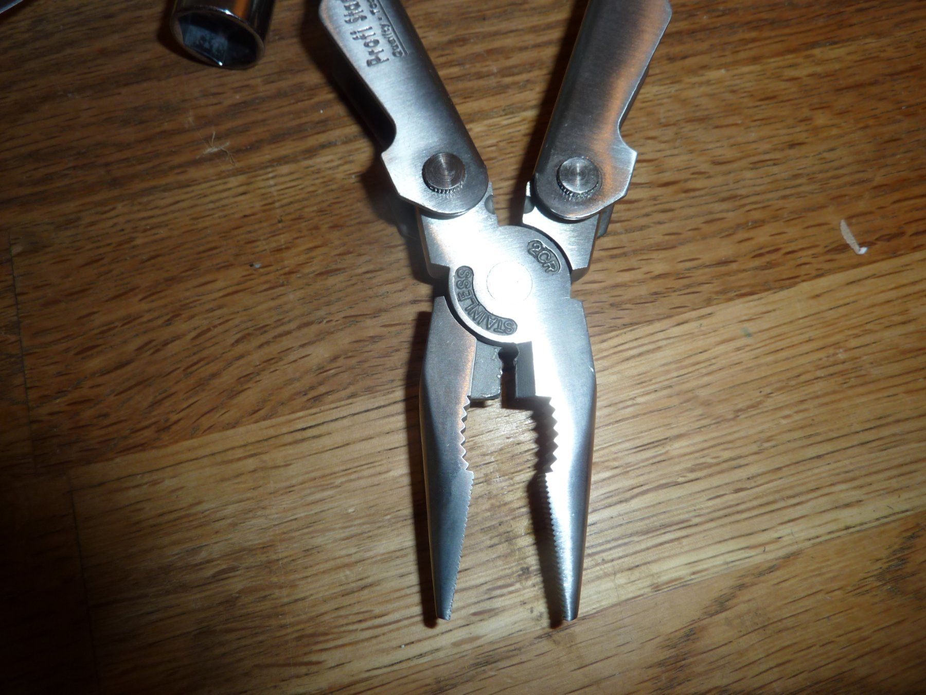 AC-DC Tutti gli attrezzi: Profi Star Quality-Tool Edelstahl Multitool Messer – Usato da Hochfelden venduto da swissice 5