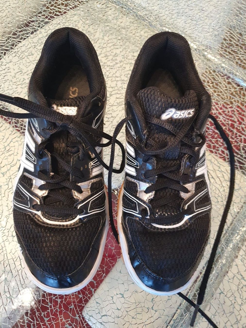 Asics Scarpe da donna: Asics Gr. 37.5 – Usato da Luzern venduto da Edii025