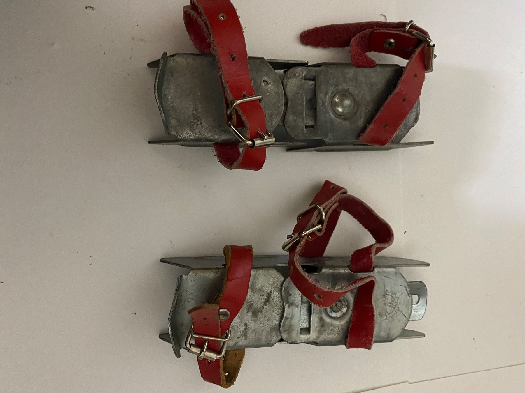 Schlittschuhe: Schlittschuhe Kinder – Gebraucht aus Leibstadt von Shopcity