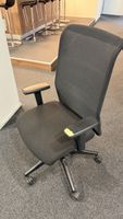 Interstuhl Bürostuhl mit Mesh Rücken - Armlehne austauschbar