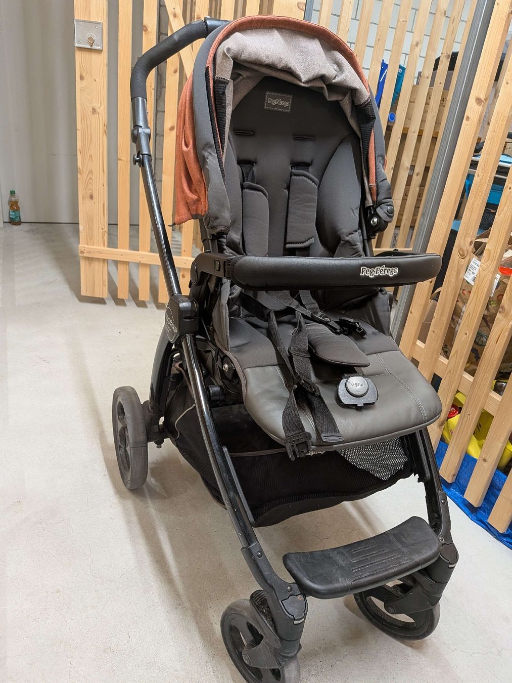 Peg Perego Carrozzine: Peg Perego Book Plus Stroller - Excellent Condition for Grow – Nuovo (secondo la descrizione) da Zürich venduto da ash_vqx6
