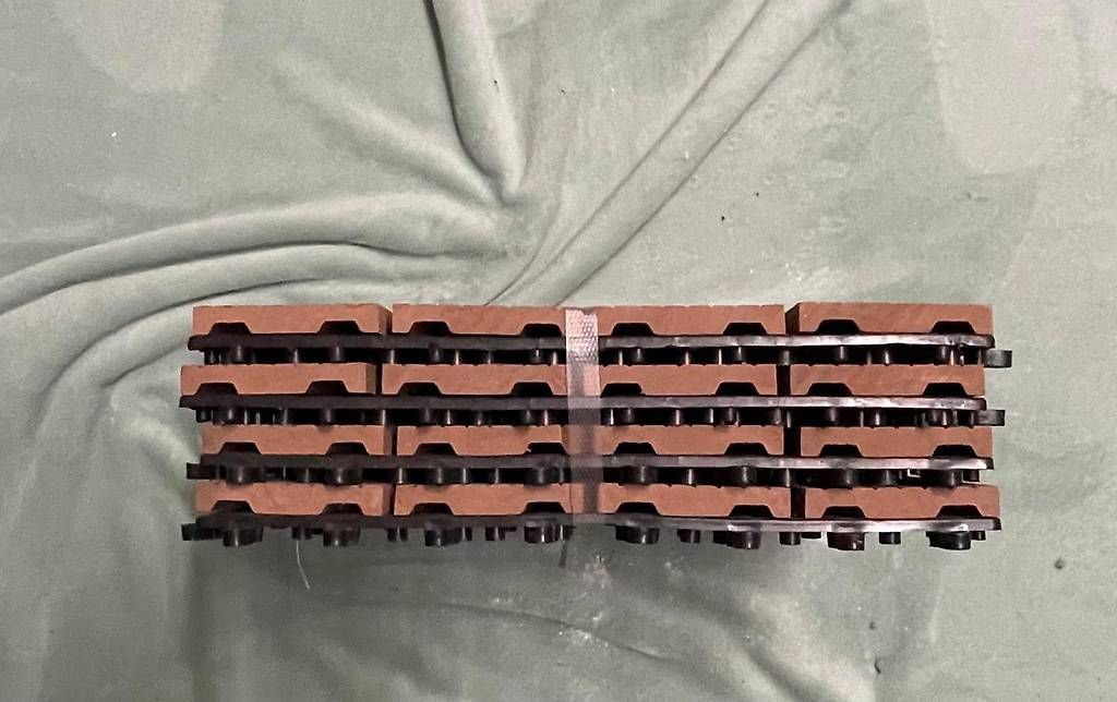 Bodenbeläge: 4x 4er Pack Klickfliessen Kunststoff – Gebraucht aus Watt von katjavonwestphalen 1