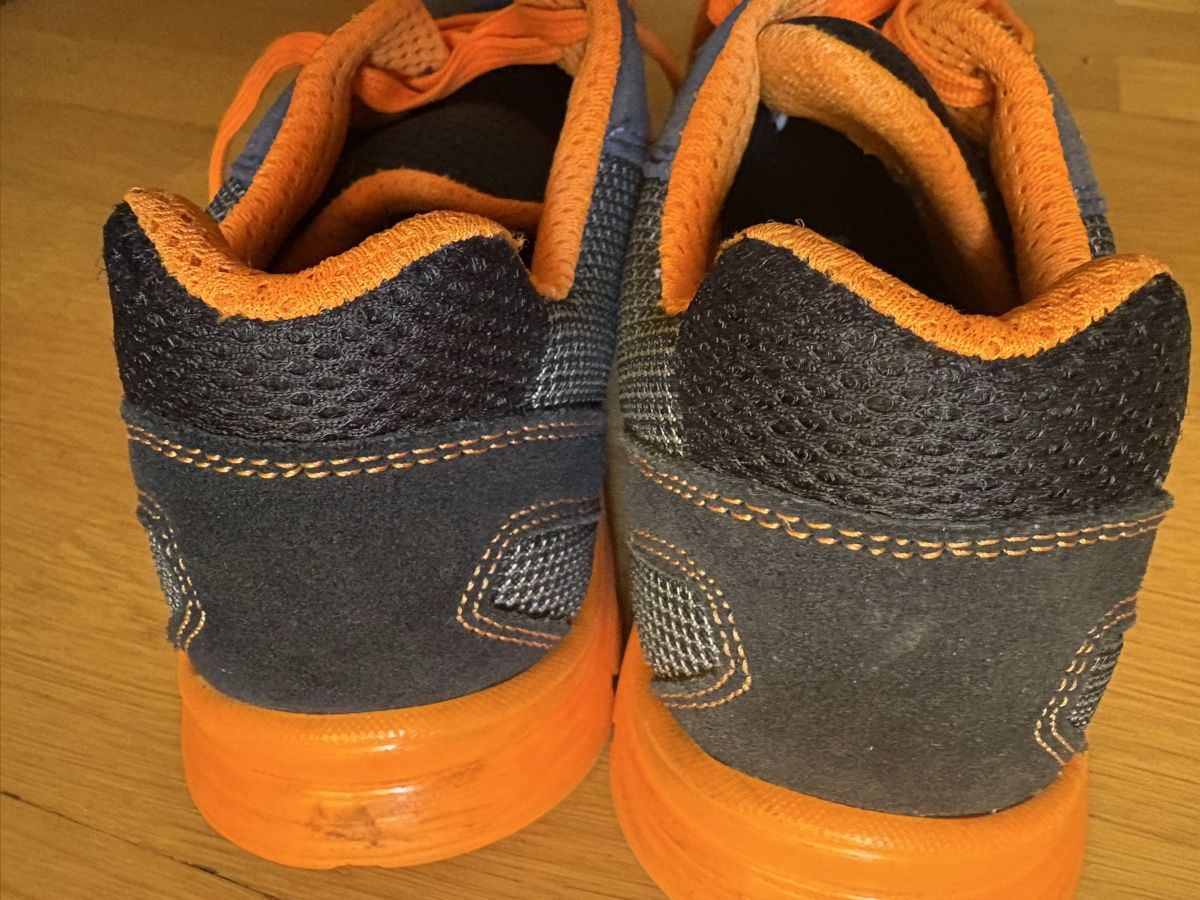 Herrenschuhe: Sicherheitsschuhe gr 44  – Gebraucht aus Mönchaltorf von Daglinde 3