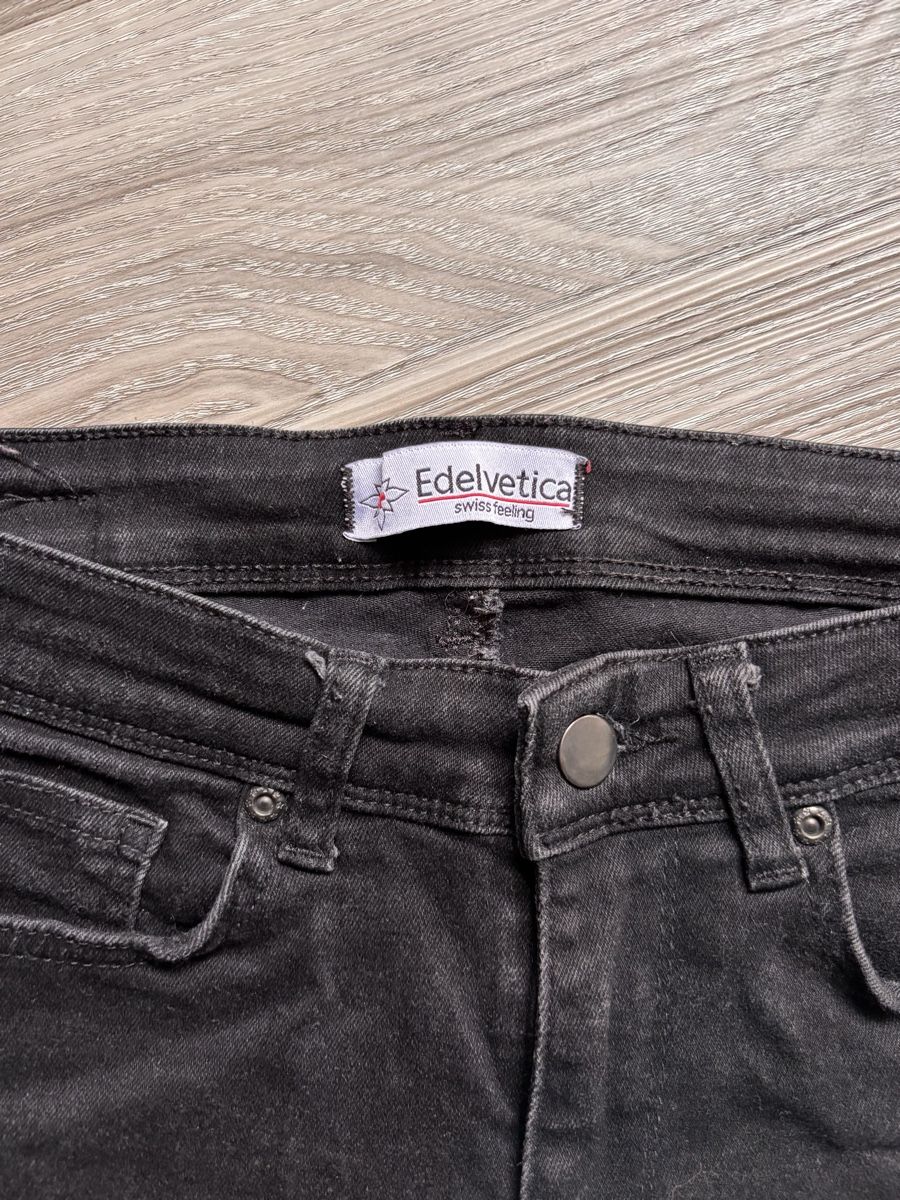 Jeans: Edelvetica Jeans Schwarz Gr. S – Usato da Gossau SG venduto da Swisslady25 1