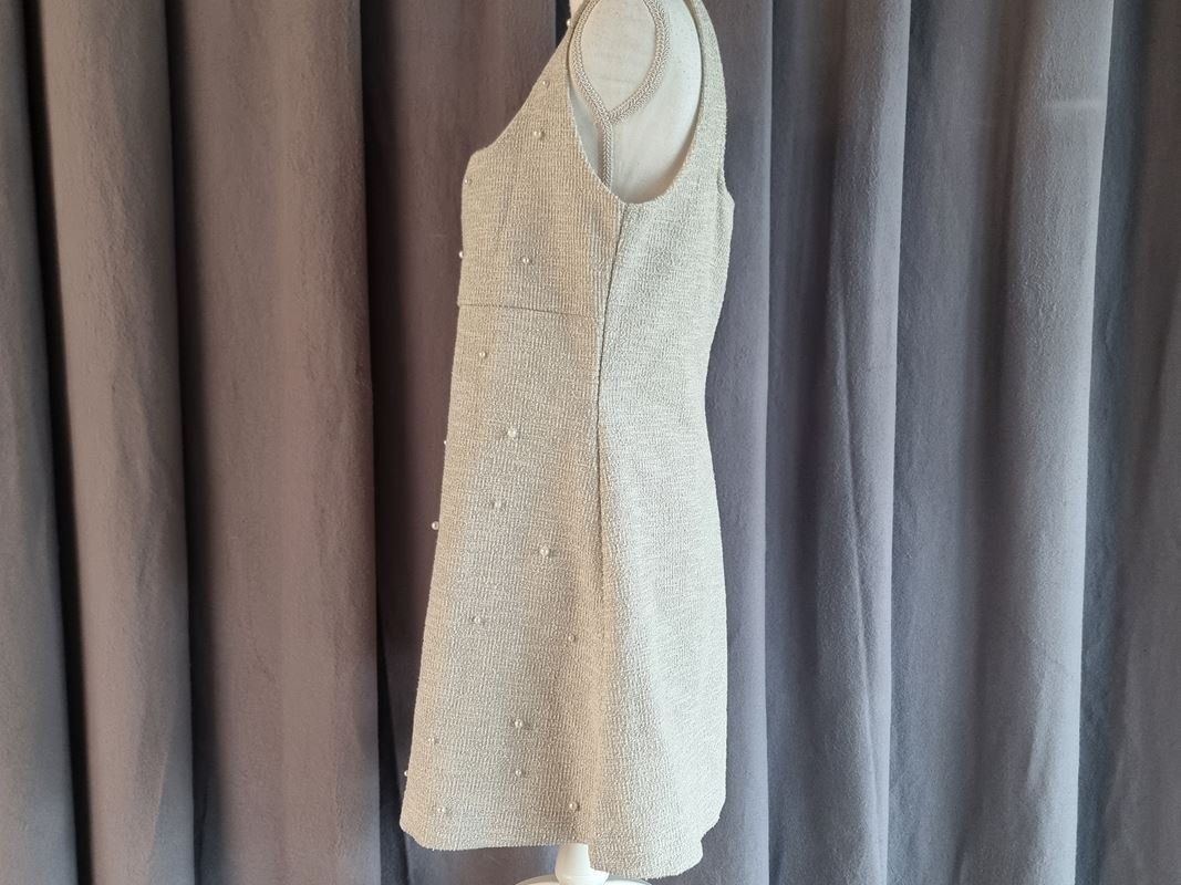 Kleider: Festliches Kleid mit Perlen – Gebraucht aus Urtenen-Schönbühl von Restwert_Schoenbuehl 1