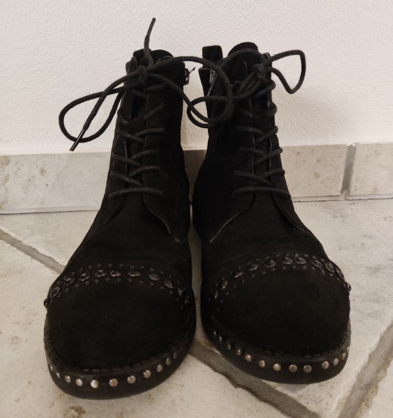 Cube Scarpe da donna: Cube Damenschuhe Gr.38 – Usato da Chur venduto da Rodanisa 1