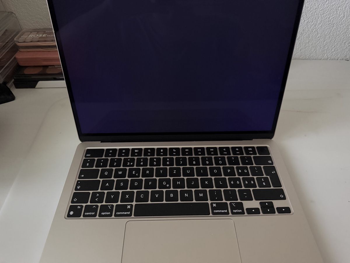 Apple Notebooks: Macbook Air 2024 (preis vhb) – Neu (gemäss Beschreibung) aus Horgen von gia_jws8 3
