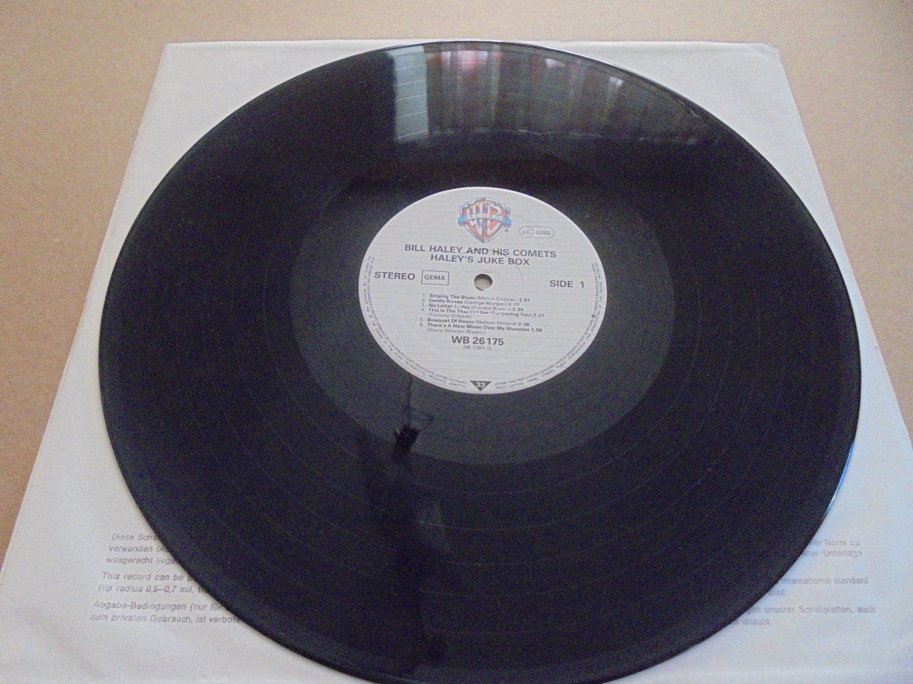 Dischi in vinile: Bill Haley and his Comets " Haley's Juke Box " LP – Usato da Crissier venduto da Promopost 3