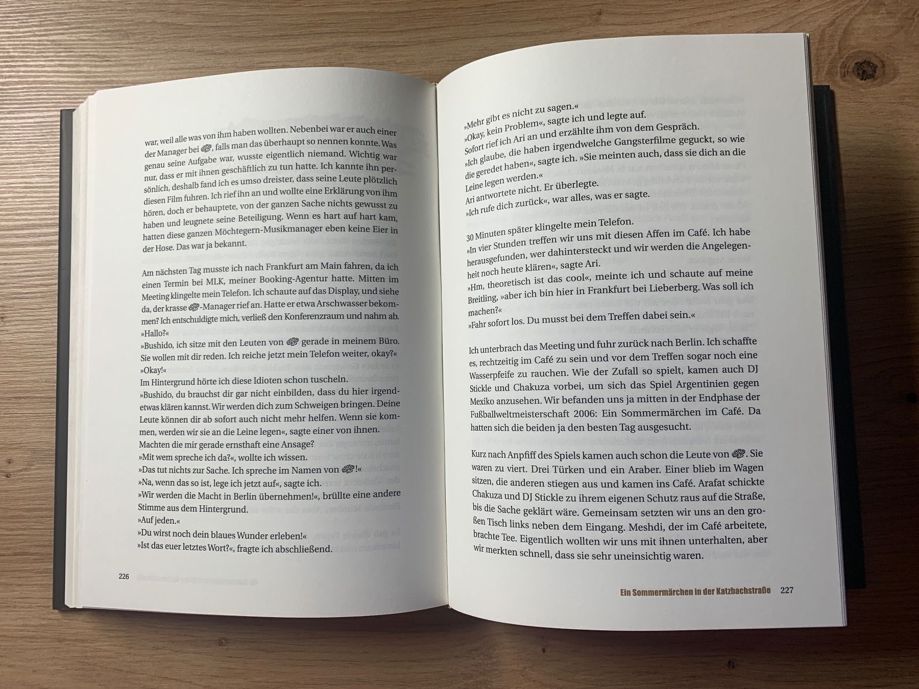 Livres: Buch von Rapper Bushido mit Lars Amend – D'occasion à Netstal par Clutch79Cardz 2