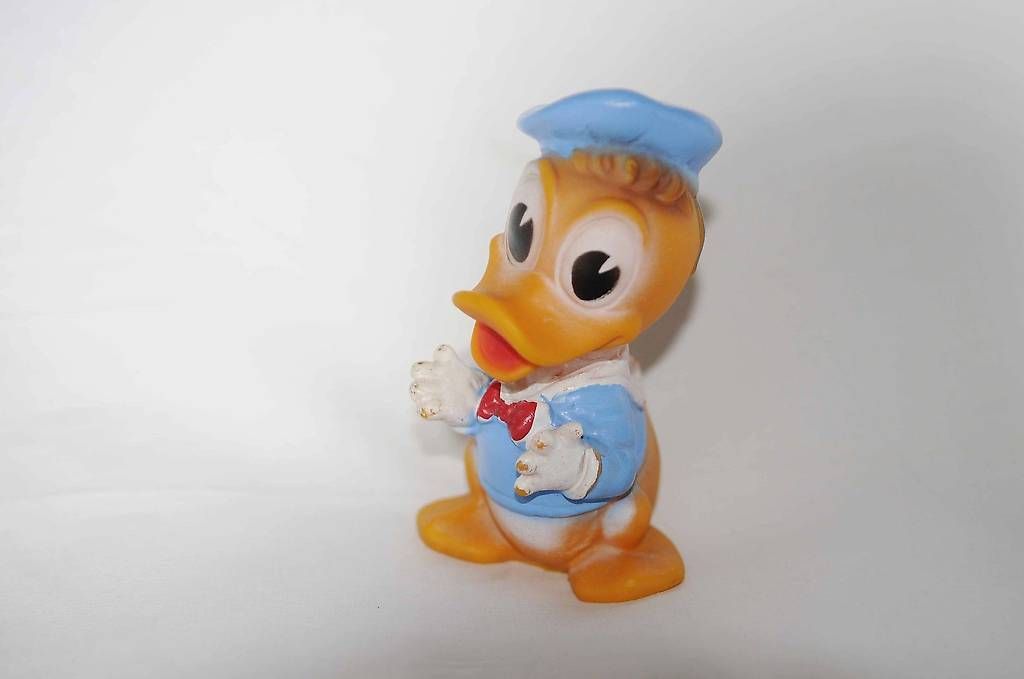 Statuette: Orginal Disney Figur Donald Duck – Usato da Basel venduto da storchenricardo