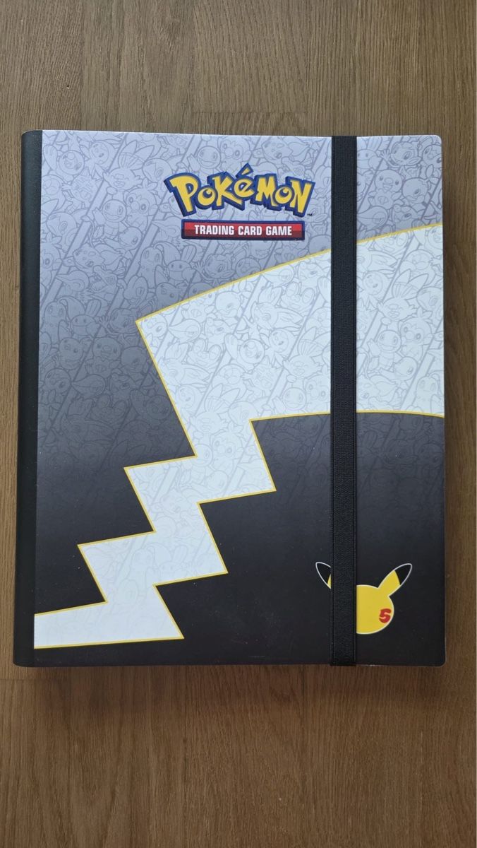 Pokémon Sammelbilder & Trading cards: Pokémon Celebrations Masterset englisch – Neu (gemäss Beschreibung) aus Oberurnen von Thanuja_11