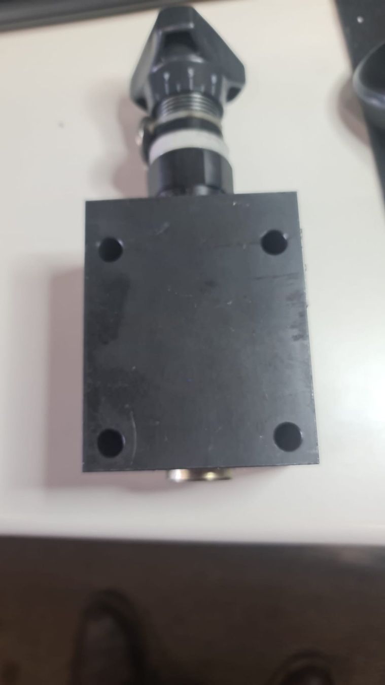 Tutti gli attrezzi: Rexroth DBDA 10 G18/315 00424176 – Nuovo (secondo la descrizione) da Egerkingen venduto da ogi3131 1