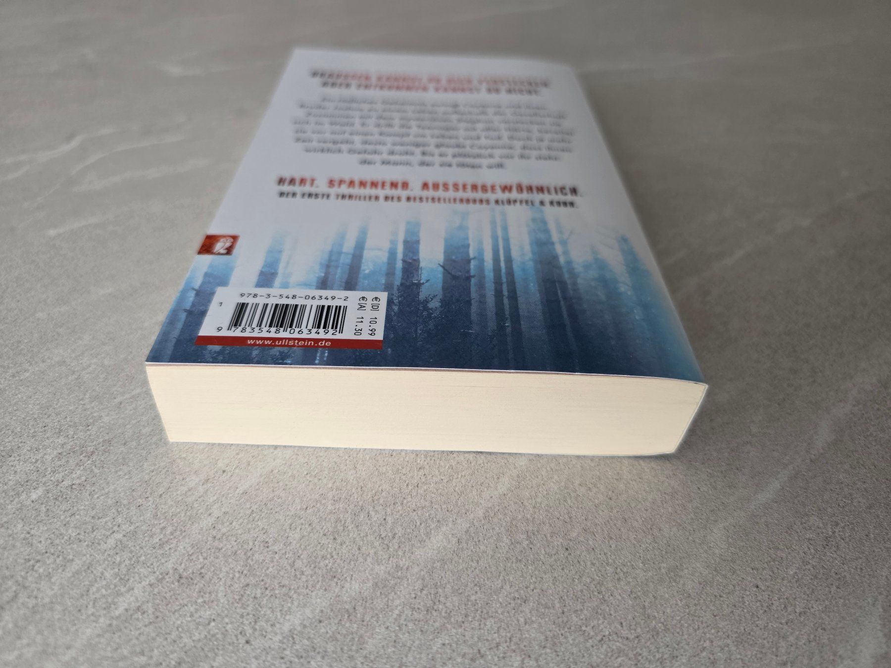 Bücher: Völker Klüpfel / Michael Kobr - Draussen – Gebraucht aus Kaiseraugst von Haubitz60 3