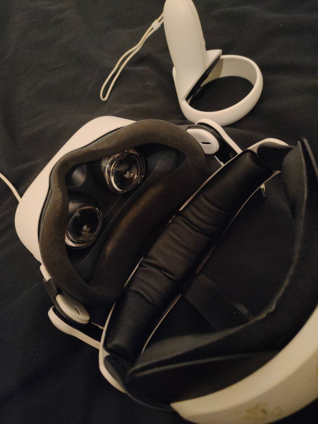Meta VR Brille: Meta Quest 2 mit Originalverpackung – Gebraucht aus Niederbipp von  2