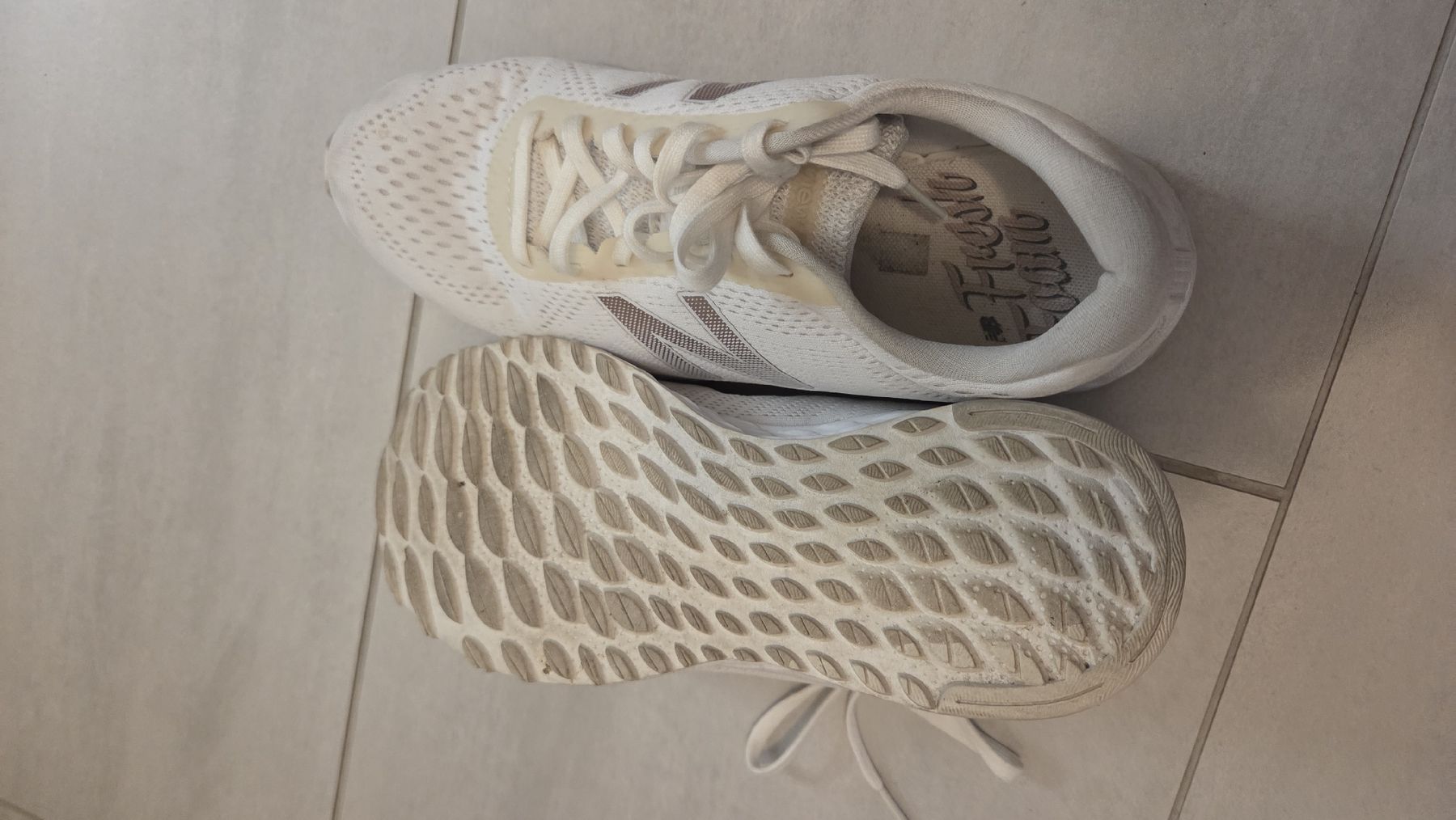 Scarpe da donna: 2 paar Damensneaker – Usato da Neuenhof venduto da bike_ninja 7