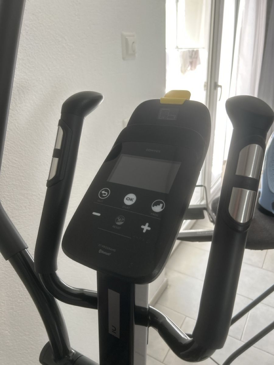 Decathlon Vélos d'appartement: Crosstrainer Domyos 520 – D'occasion à Chur par van_96lm 1