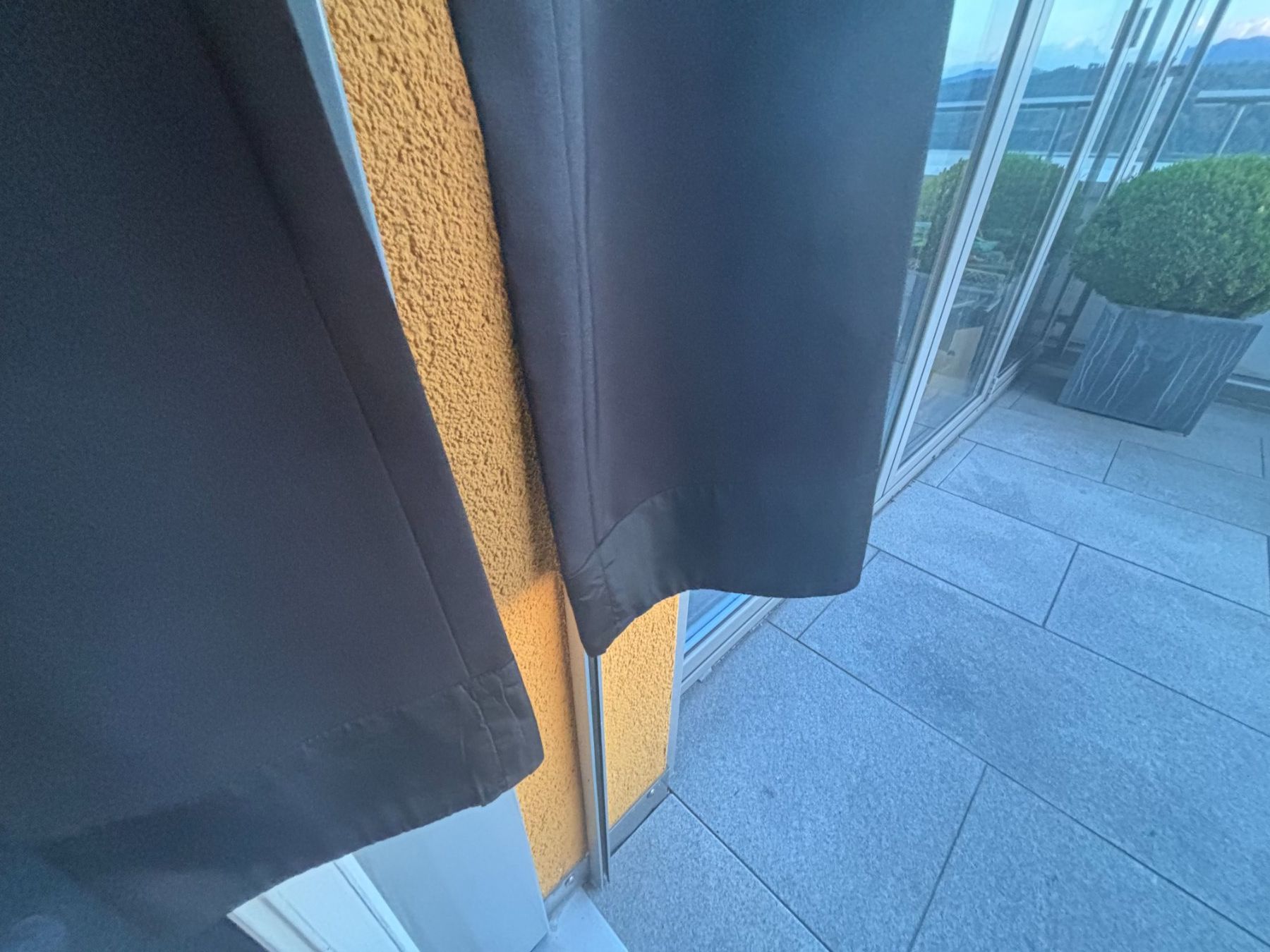 Hosen: Hose Grösse 34, top Zustand – Gebraucht aus Laax GR von wil_66wq 1