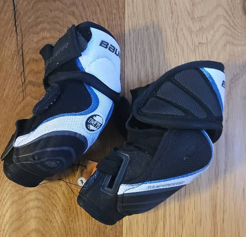 Protezioni & Imbottiture: Hockey Ellenbogenschutz – Usato da Wiedlisbach venduto da Papillon83 1