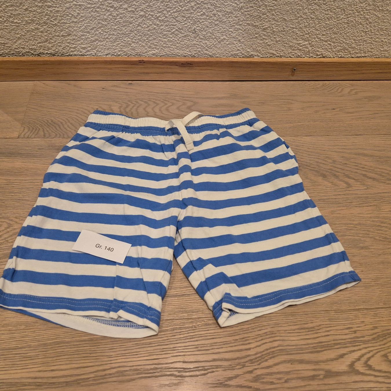 Pantaloni: kurze Hosen Gr. 140 – Usato da Steinhausen venduto da Housebabe