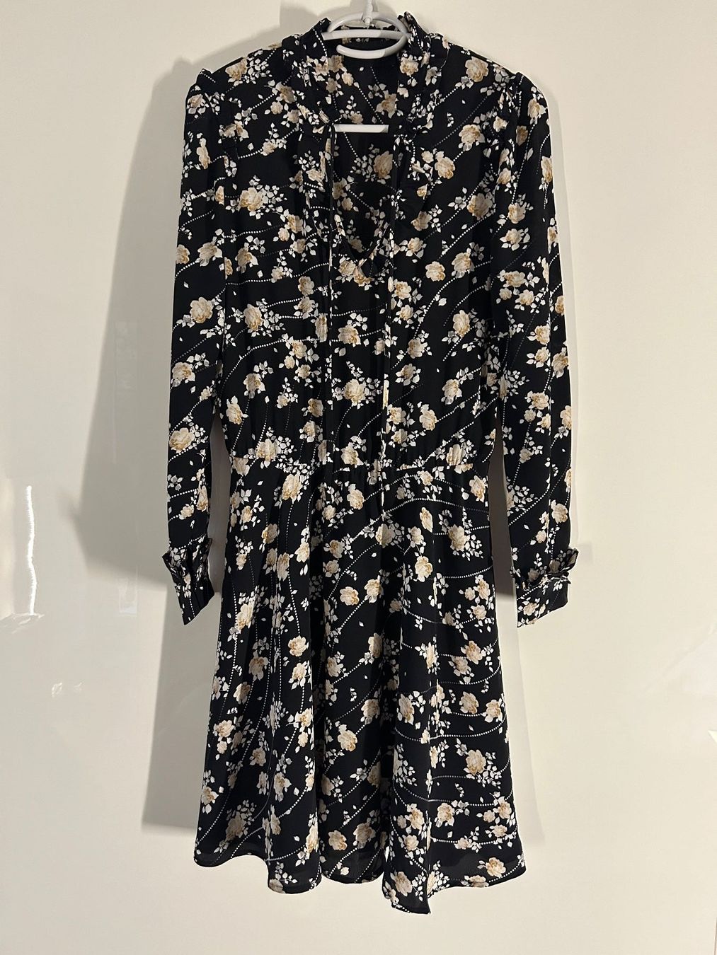 Kooples Kleider: The Kooples - Silk Dress – Gebraucht aus Wollerau von Dolder23