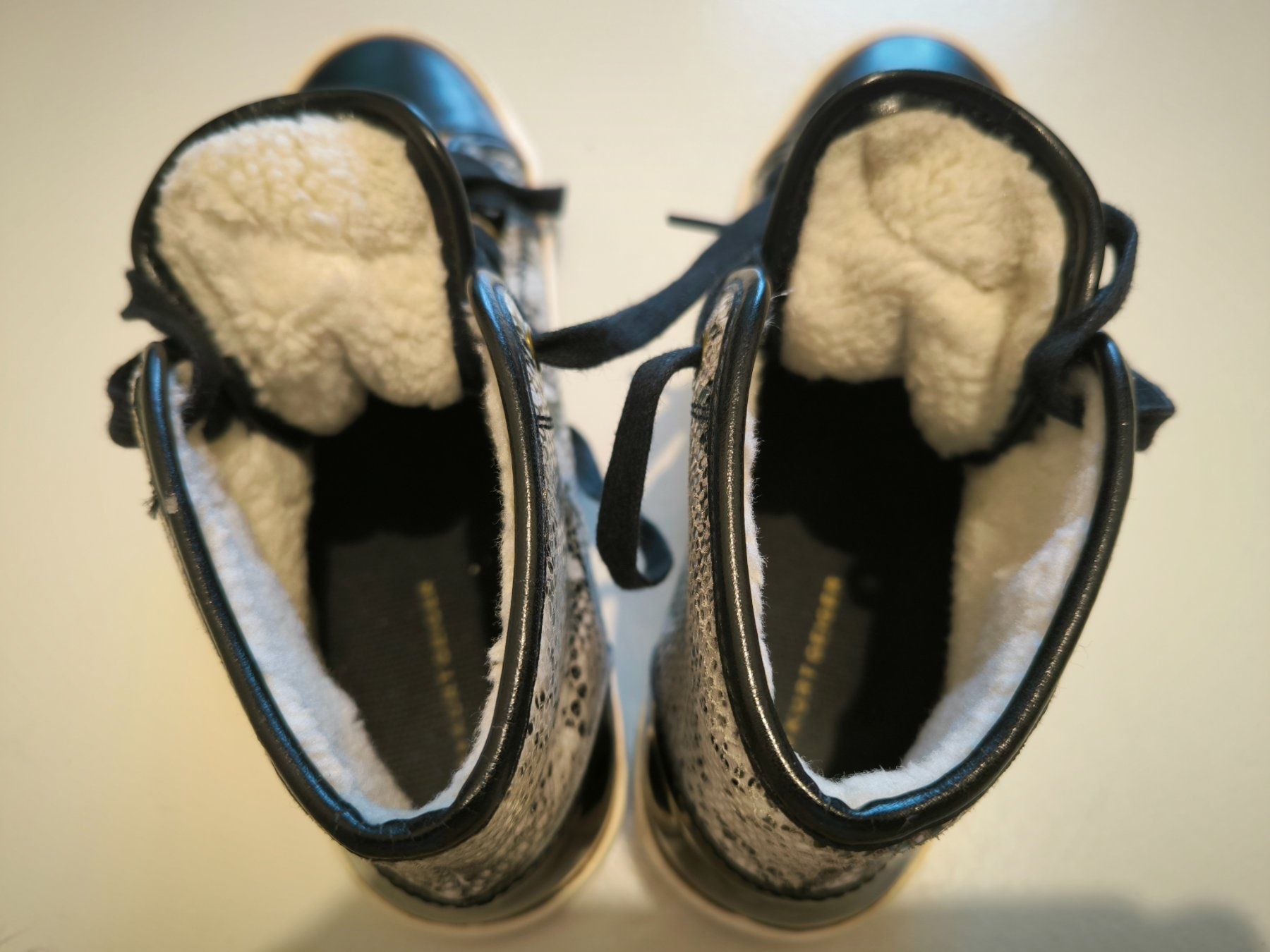 Kurt Geiger Scarpe da donna: Kurt Geiger Sneaker mit Schlangenmuster EU38 – Usato da Wallisellen venduto da C_DM 5