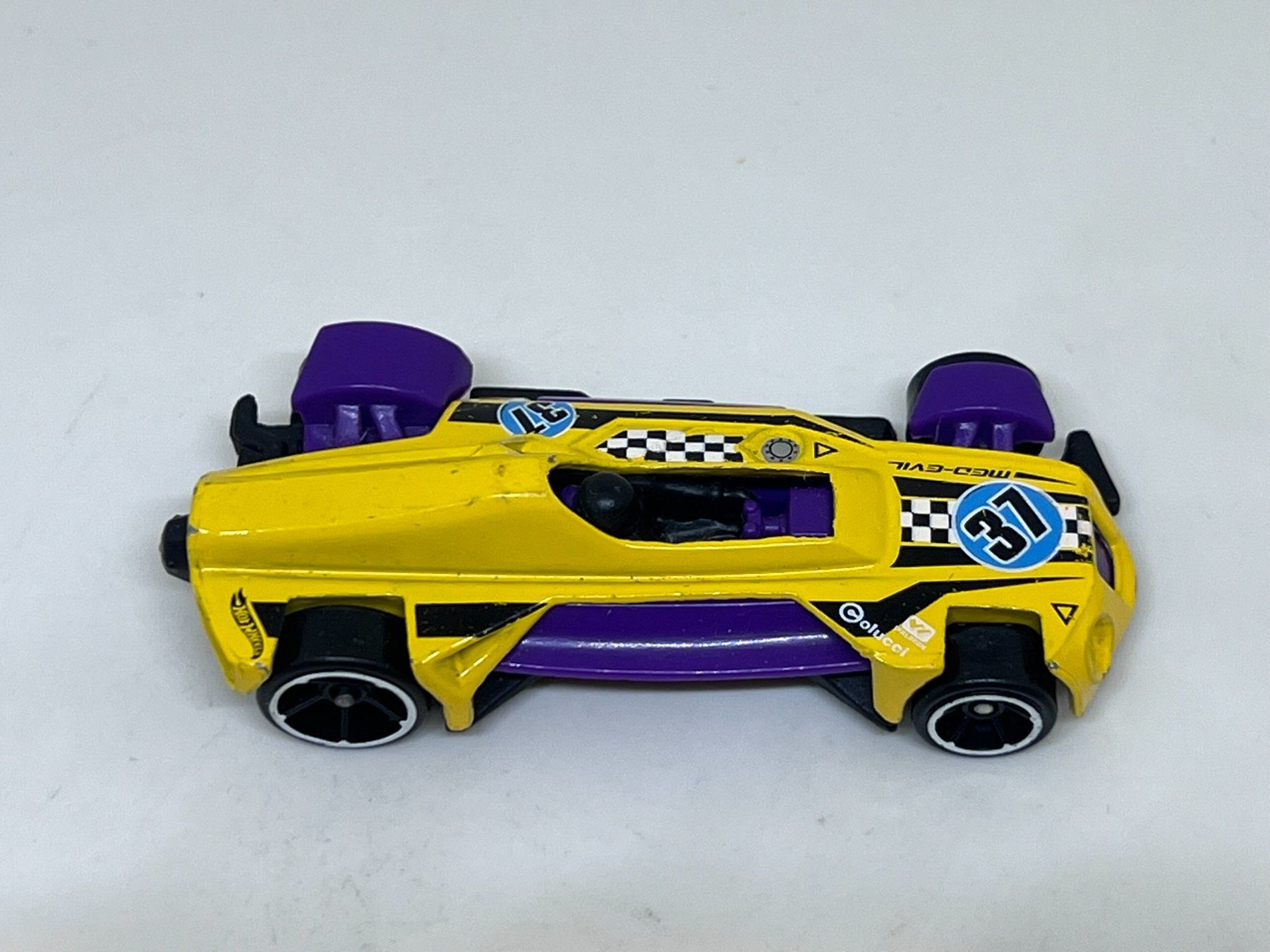 Hot Wheels Modellini d'auto: Hot Wheels Med-Evil #549 – Usato da Wildegg venduto da LaaBoutique 1