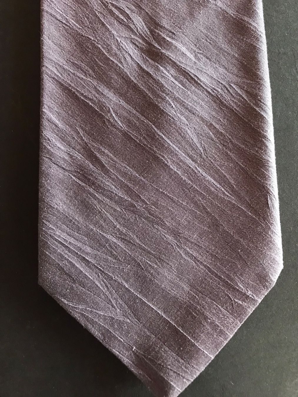 Cravatte: Krawatte Farbe mauve in Knitteroptik – Usato da Däniken SO venduto da allerlei54 5