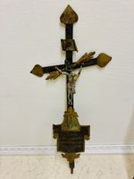 Antikes Metallkreuz mit Jesus-Figur, Rarität!