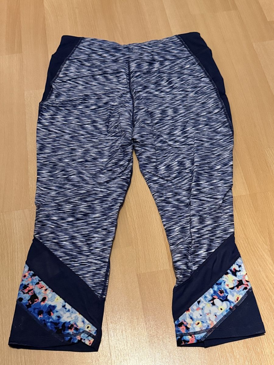 Calvin Klein Leggings: Calvin Klein Performance Caprihose – Usato da Thun venduto da tahari 6