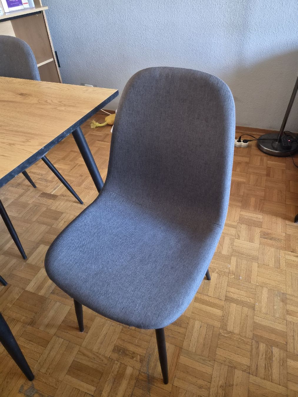 Conforama Tischset: Table à manger avec 4 chaises – Gebraucht aus Meyrin von lau_7gwz 1