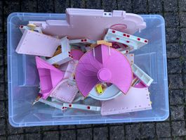 Château Princesses Playmobil Rose, nombreuses pièces déta...