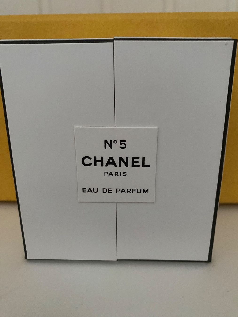 Chanel Profumi & Eau de Toilette: Coffret miniature eau de parfum Chanel 5 – Nuovo e nell'imballaggio originale da Bouveret venduto da wes_7zll 1