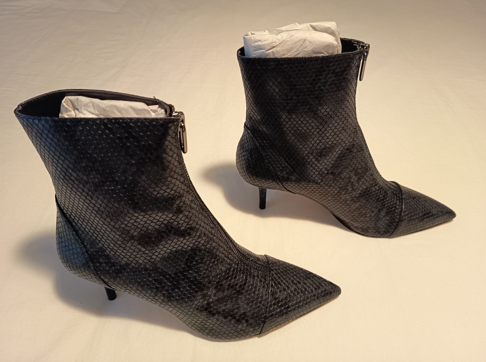 Zara Damenschuhe: Zara Ankle Boots – Neu (gemäss Beschreibung) aus Basel von beg_6v7r 2