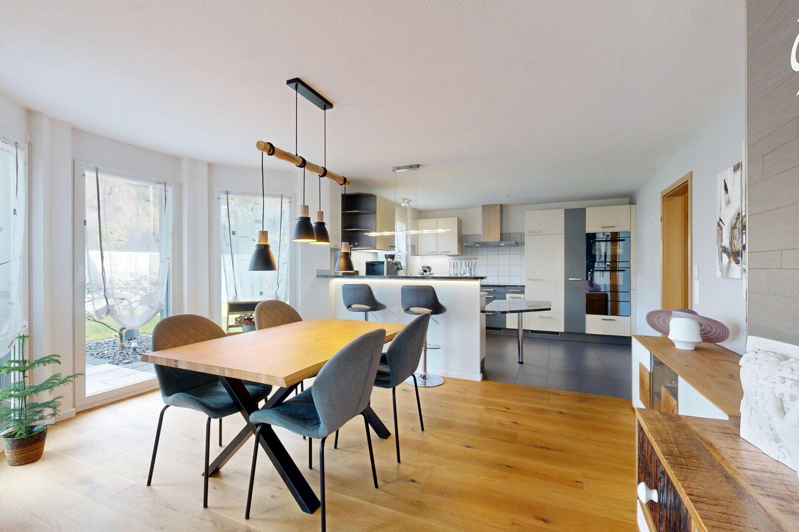 Cuisines complètes: Moderne Küche mit Steinabdeckung (Selbstabholung) – D'occasion à Pfeffingen par M4n4g3r 9