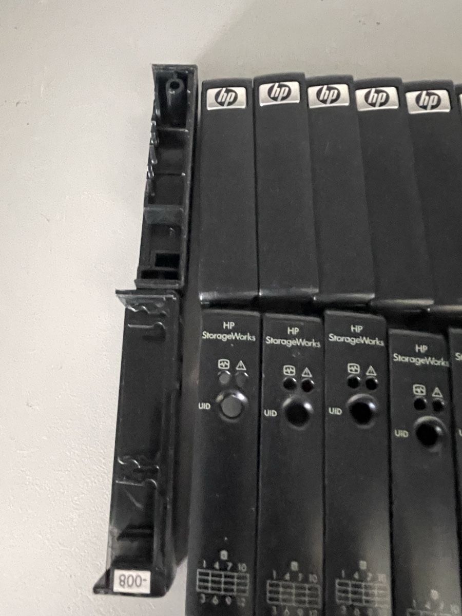 Hewlett Packard Server: HP Server und Storage Eckteile Top Zustand! – Usato da Wängi venduto da Bmo 2
