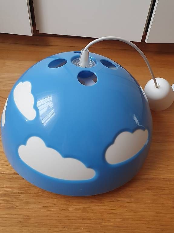 Lampade: Ikea Skojig Lampe mit Wolkendesign – Usato da Pfungen venduto da Rondane