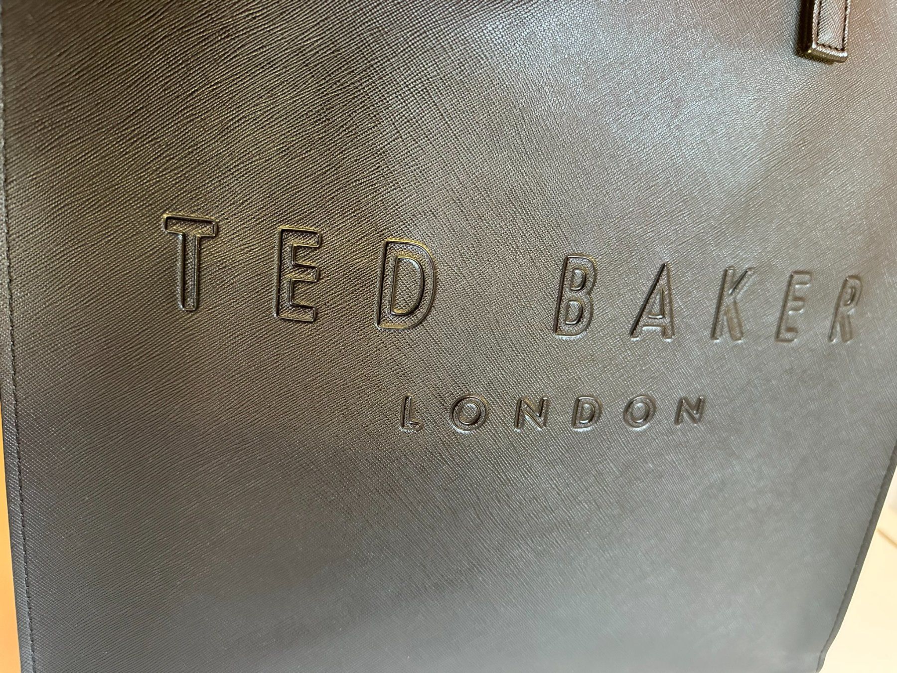 Ted Baker Taschen für Damen: Ted Baker, Shopper Cabas SOOCON – Gebraucht aus Bernex von euma1976 2