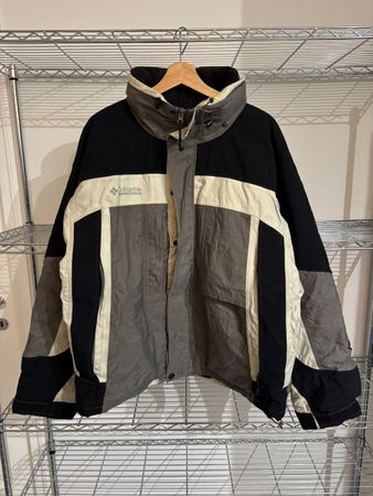 90’s Vintage Columbia Wintee Jacket Size XL