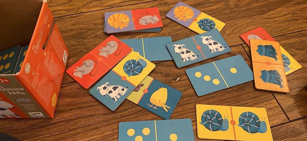 Jeux: Domino  – D'occasion à Lausanne par nat_h2gw 1