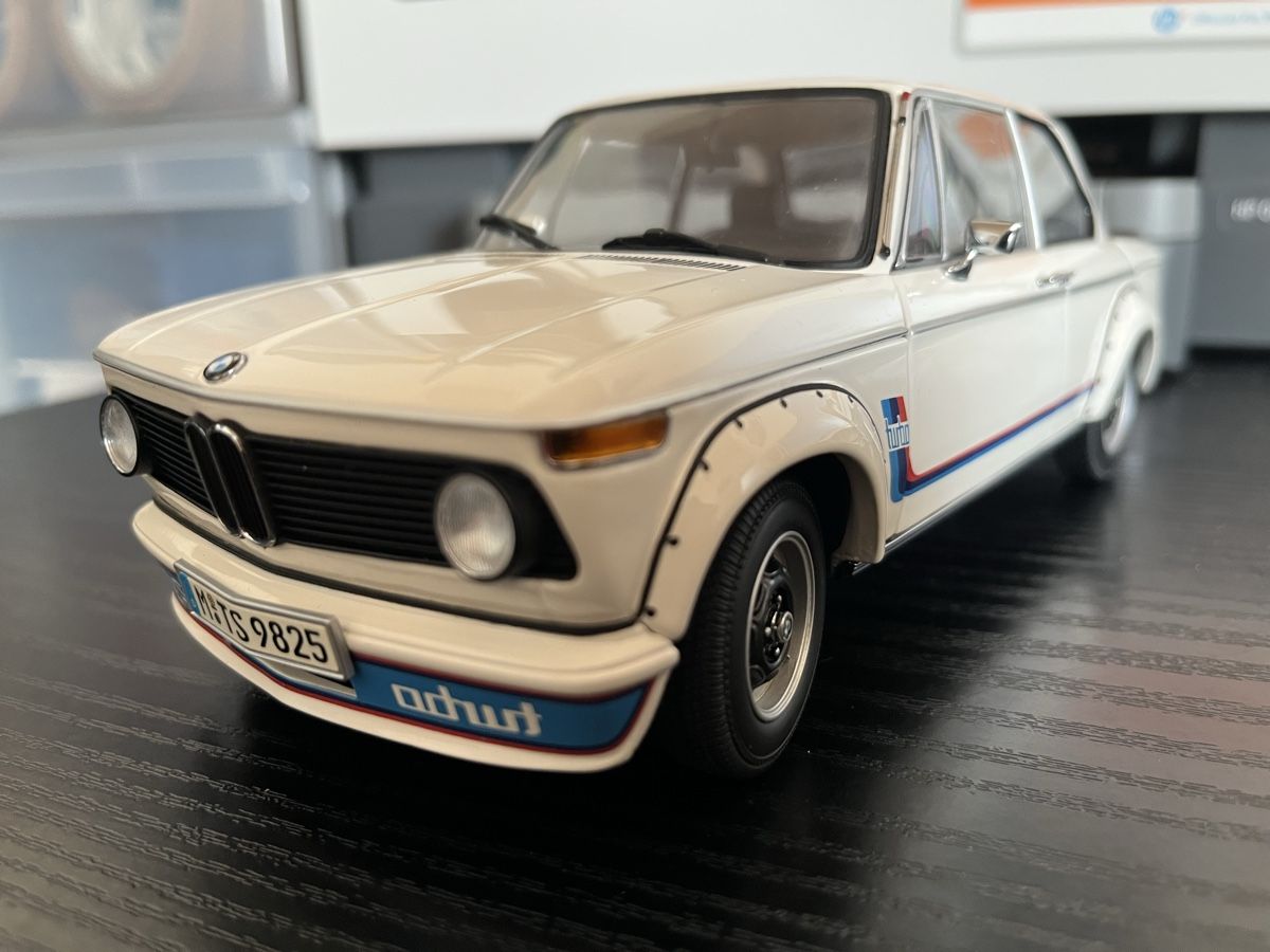 BMW Modellini d'auto: BMW 2002 Turbo. 1:18 Kyosho – Usato da Rümlang venduto da Papamoll4