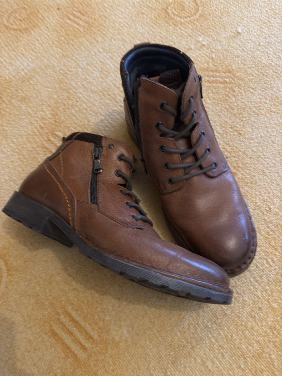 Scarpe da uomo: Braune Herrenstiefel aus Leder – Usato da Zürich venduto da nun_zfl2