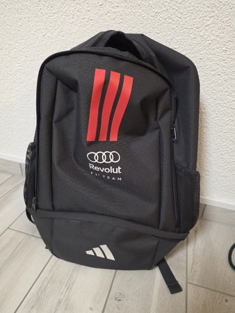 Rucksack Adidas Audi F1 Team schwarz neu mit Etikett