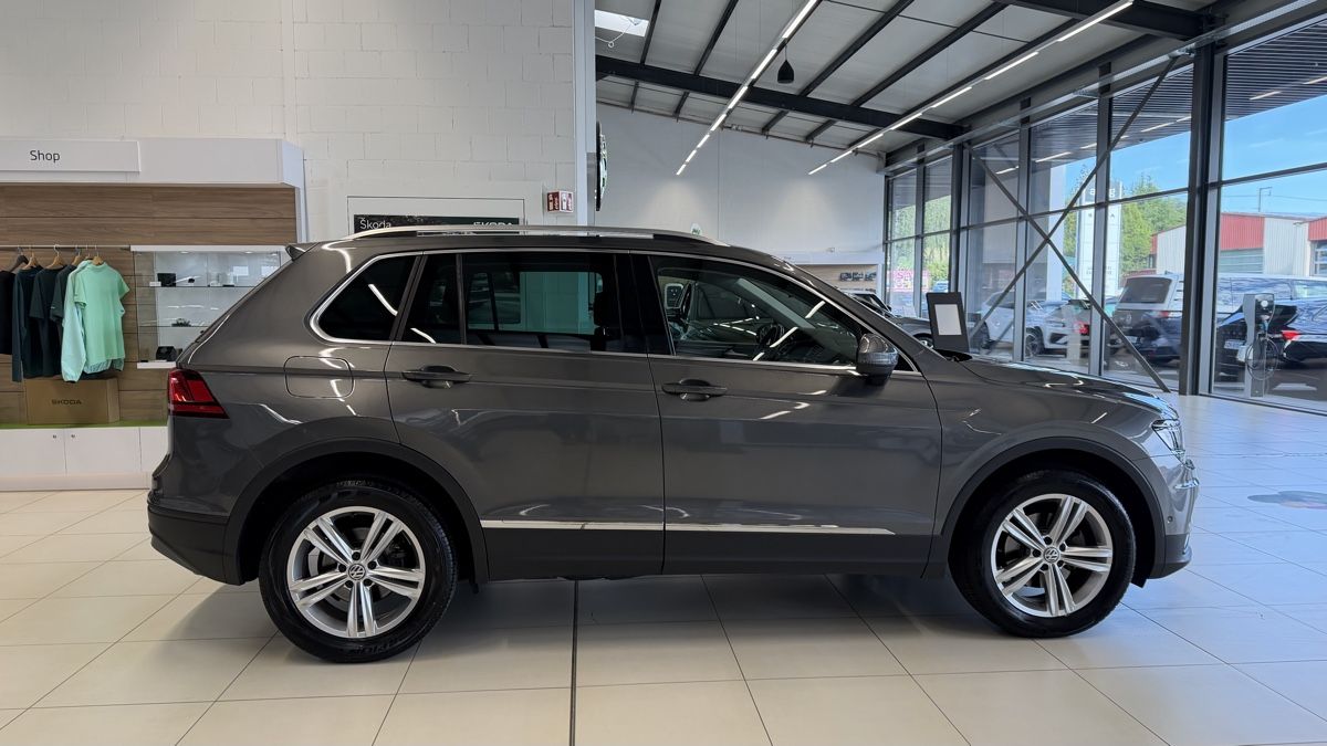 VW Autos: VW Tiguan Benzin 4x4 – Gebraucht aus Näfels von thr_5r5m 5