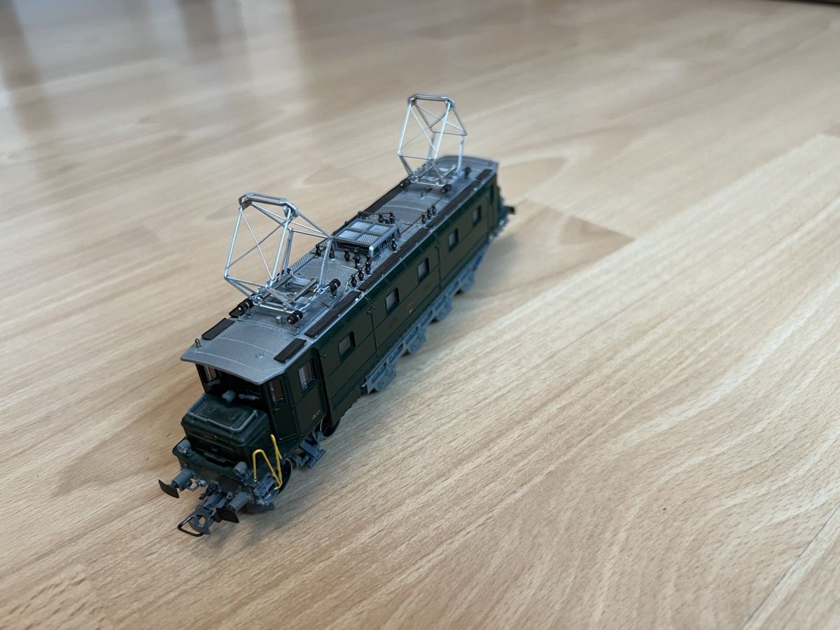 Liliput Modelleisenbahnen: Liliput Lokomotive grün – Gebraucht aus Gisikon von ram_78bx 1