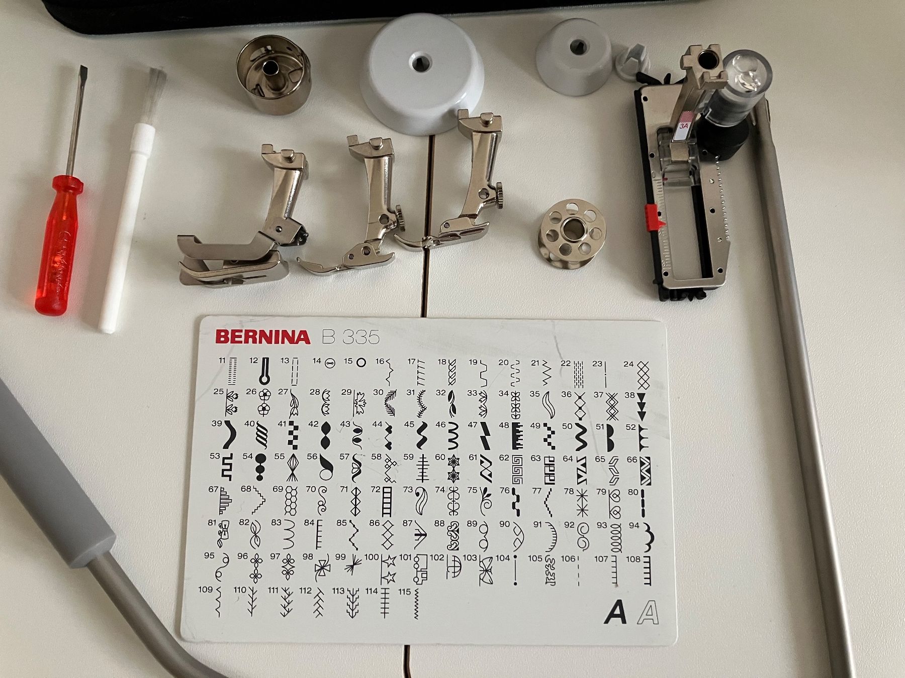 Bernina Nähmaschinen: Bernina 335 Deluxe – Gebraucht aus Luzern von geisha03 2