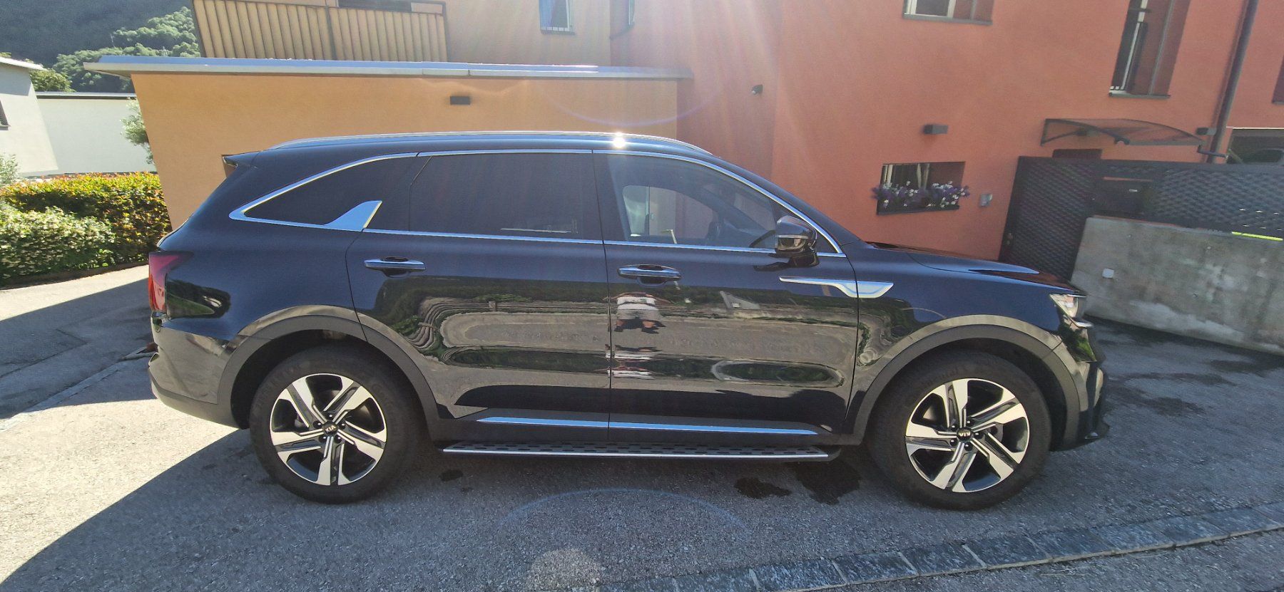 Kia Automobili: Kia Sorento 1.6 B HEV – Usato da Riva San Vitale venduto da eneuzzo 1