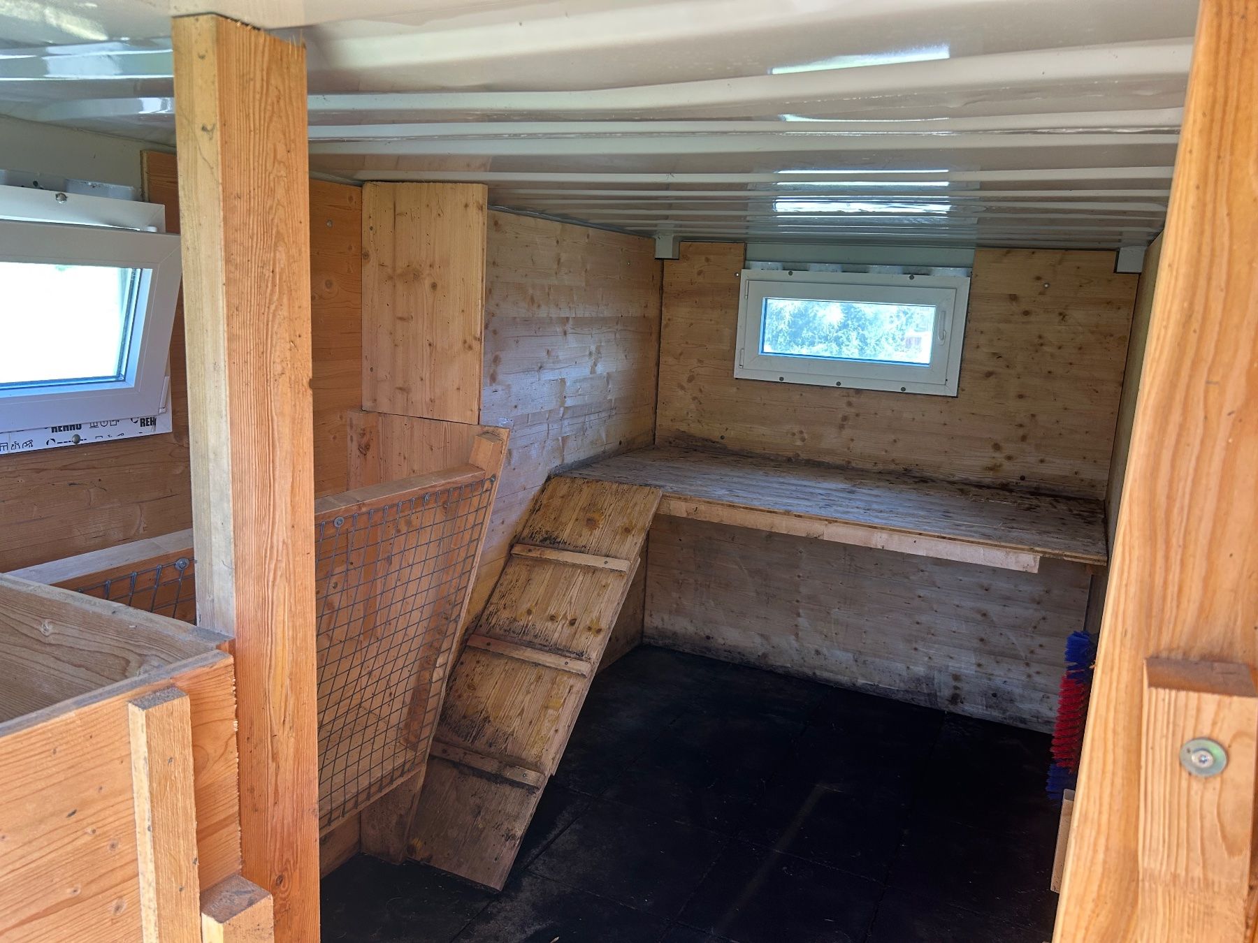 Contenitori edile: Ziegenstall, Kleintierstall, Container – Usato da Flerden venduto da resli06 1
