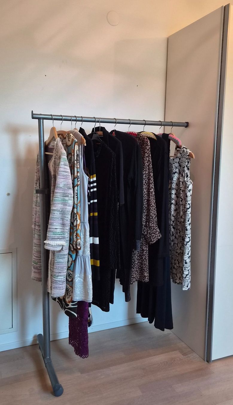 Pfister Schränke: Schrank – Gebraucht aus Ebmatingen von ste_f5cs 5
